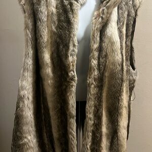 Ashro Faux Fur Vest in Earthy Tones